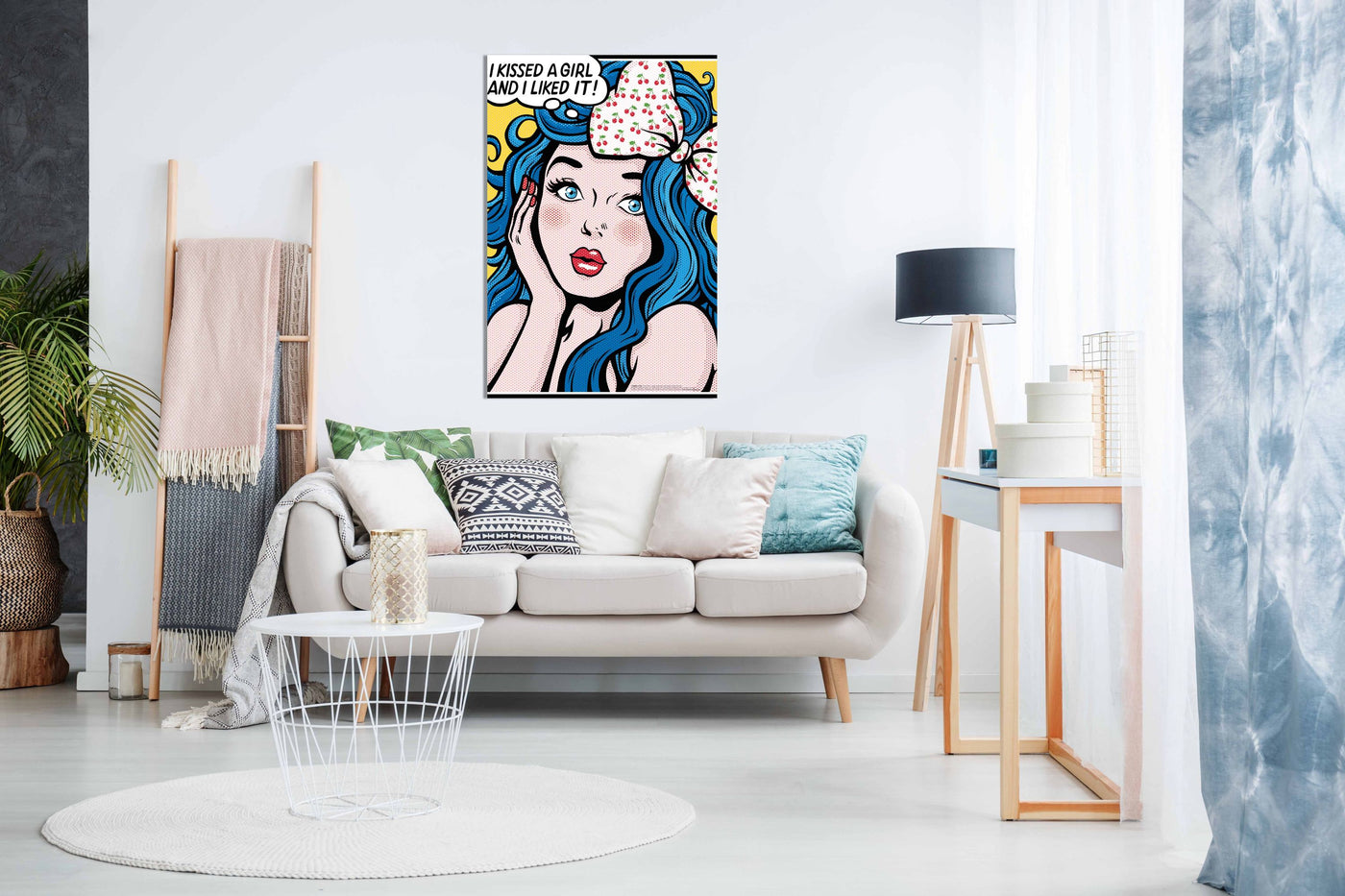 I Kissed a Girl, Pictures for Home Walls, Bedroom, Living Room & Bathroom Decor