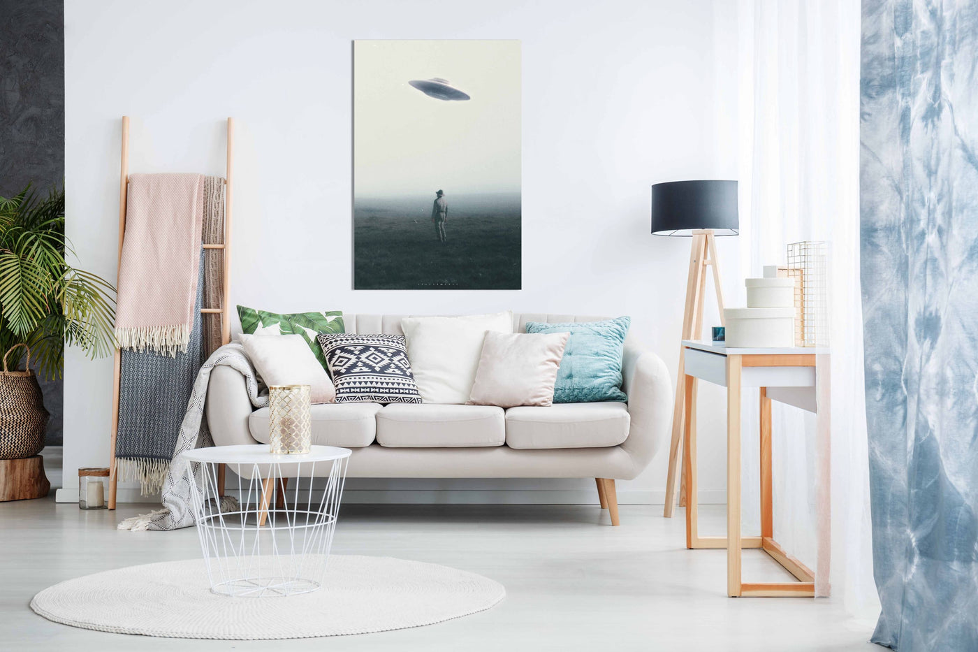 UFO Spotted, Pictures for Home Walls, Bedroom, Living Room & Bathroom Decor
